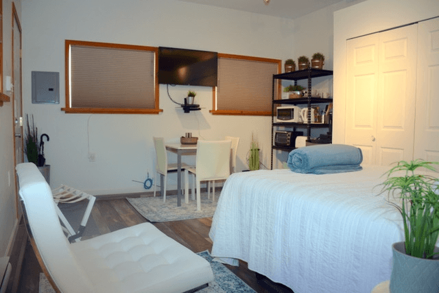 One Bedroom in West Vancouver